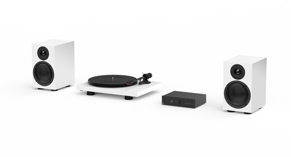 Pro-Ject Colourful Audio System