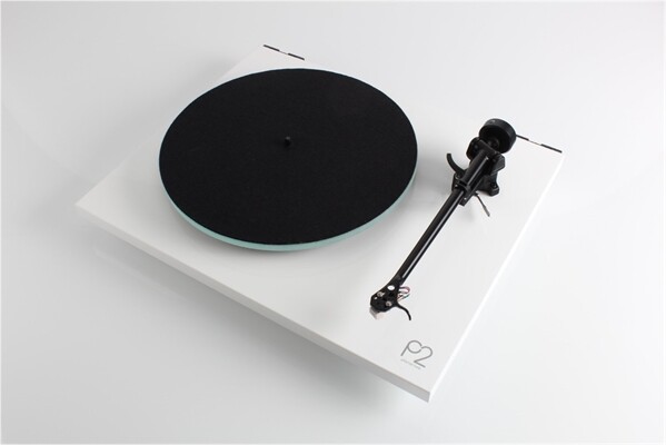 REGA Planar 2