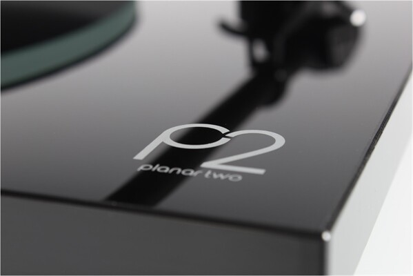 REGA Planar 2
