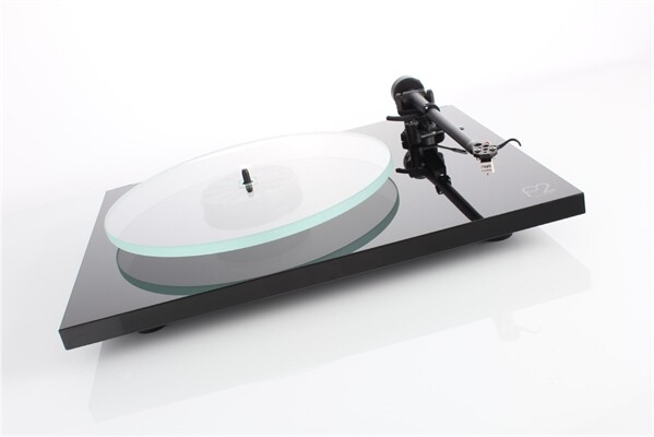 REGA Planar 2