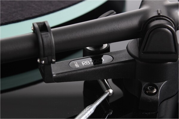 REGA Planar 2