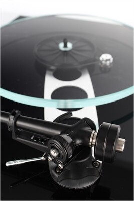 REGA Planar 3 + Elys System