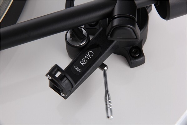REGA Planar 1