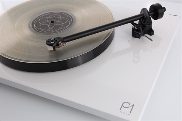REGA Planar 1