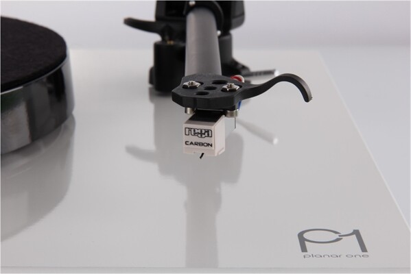 REGA Planar 1