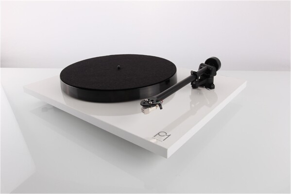 REGA Planar 1