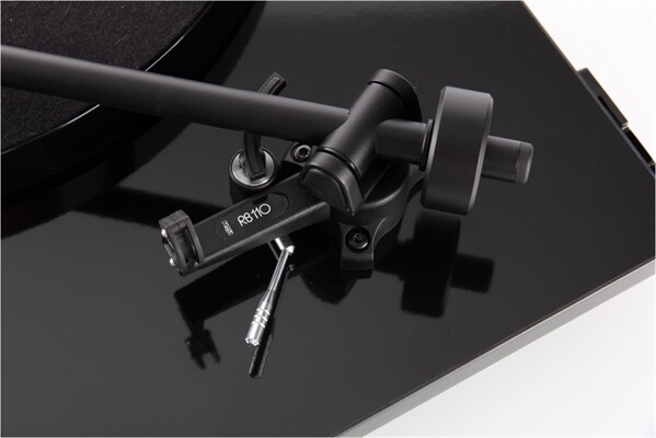 REGA Planar 1