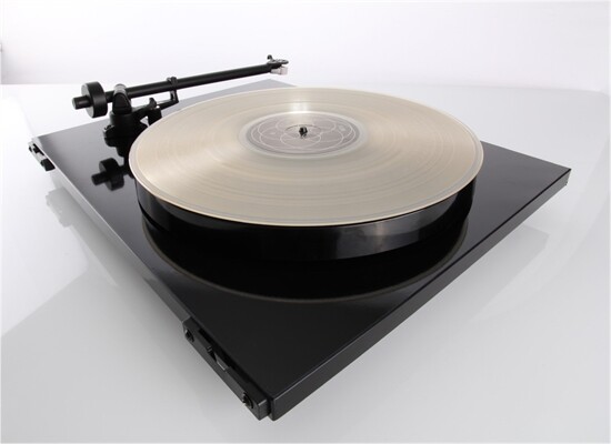 REGA Planar 1