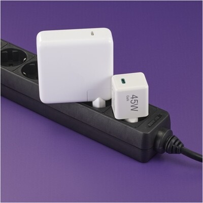 Hama Schnellladegerät (45W)