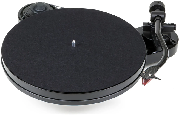 Pro-Ject RPM-1 Carbon