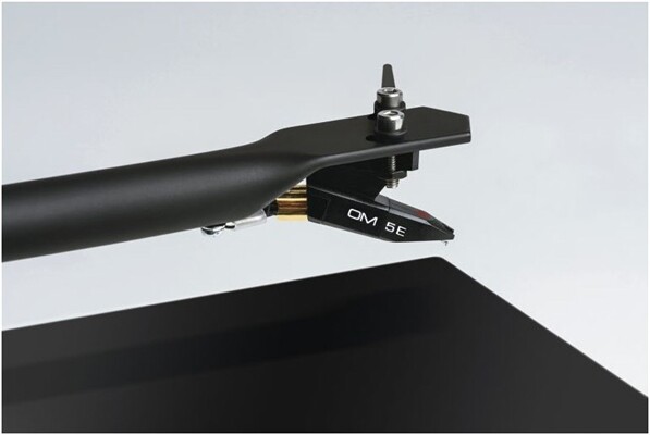 Pro-Ject T1 BT OM 5e