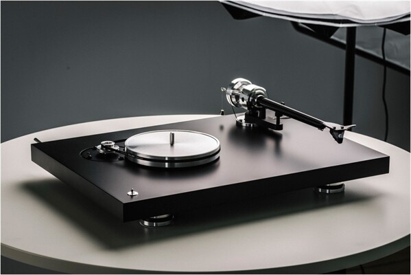 Pro-Ject Debut Reference 10