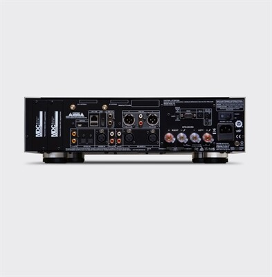 NAD M33 V2 Auspackgerät